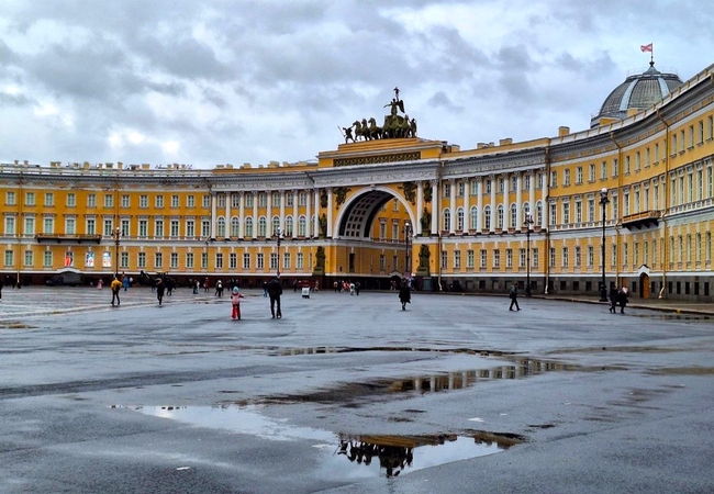 Арка Главного штаба, Эрмитаж